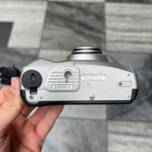 Load image into Gallery viewer, Pentax Espio 738G