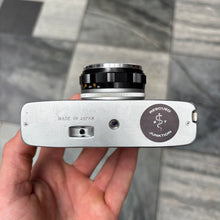 Load image into Gallery viewer, Olympus Trip 35