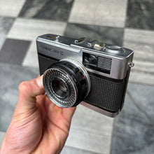 Load image into Gallery viewer, Olympus Trip 35