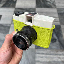 Load image into Gallery viewer, Lomography Diana F+ Glow
