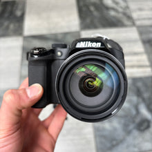 Load image into Gallery viewer, Nikon COOLPIX P510