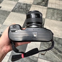 Load image into Gallery viewer, Nikon F70