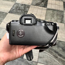 Load image into Gallery viewer, Canon EF-M