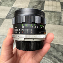 Load image into Gallery viewer, Minolta MC W.Rokkor-SG 28mm f/3.5 Lens