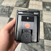 Load image into Gallery viewer, Olympus Electronic T32 Flash