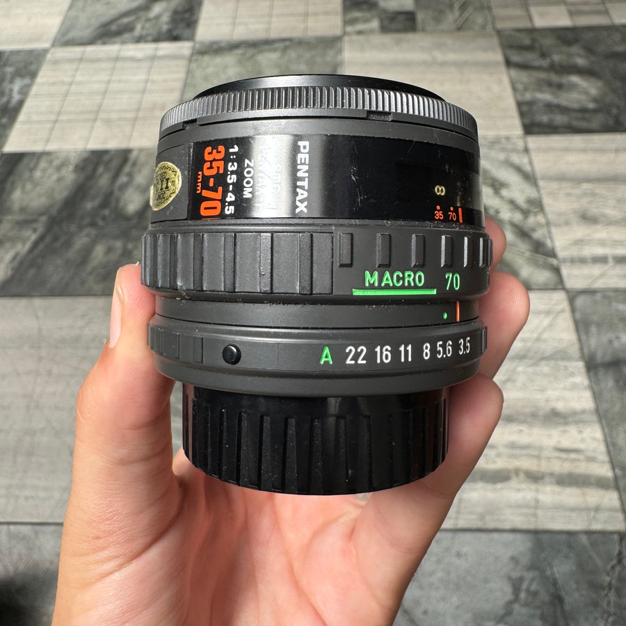 SMC Pentax-F Zoom 35-70mm f/3.5-4.5 Lens