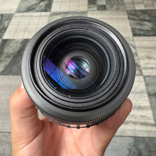 Load image into Gallery viewer, SMC Pentax-F Zoom 35-70mm f/3.5-4.5 Lens