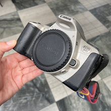 Load image into Gallery viewer, Canon EOS 300 Body