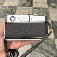 Load image into Gallery viewer, Canon 7 Body