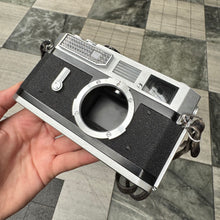 Load image into Gallery viewer, Canon 7 Body