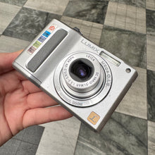 Load image into Gallery viewer, Panasonic Lumix DMC-LZ8