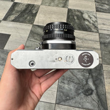 Load image into Gallery viewer, Pentax KM
