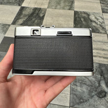 Load image into Gallery viewer, Olympus Trip 35