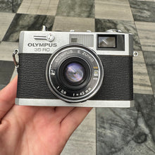 Load image into Gallery viewer, Olympus 35 RC