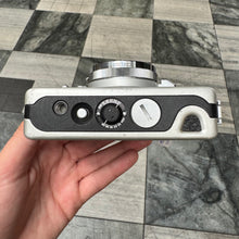 Load image into Gallery viewer, Canon Demi EE17