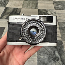 Load image into Gallery viewer, Olympus Trip 35