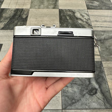 Load image into Gallery viewer, Olympus Trip 35