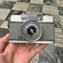 Load image into Gallery viewer, Olympus Pen EE-2