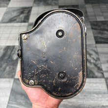 Load image into Gallery viewer, Bolex Auto Cine Model B 16mm
