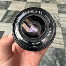 Load image into Gallery viewer, Olympus OM-System G.Zuiko Auto-W 35mm f/2.8 Lens