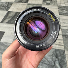 Load image into Gallery viewer, Tamron 28-70mm f/3.5-4.5 CF Macro Lens