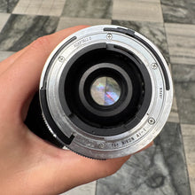Load image into Gallery viewer, Tamron 28-70mm f/3.5-4.5 CF Macro Lens