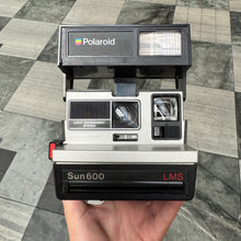 Load image into Gallery viewer, Polaroid Sun 600 LMS