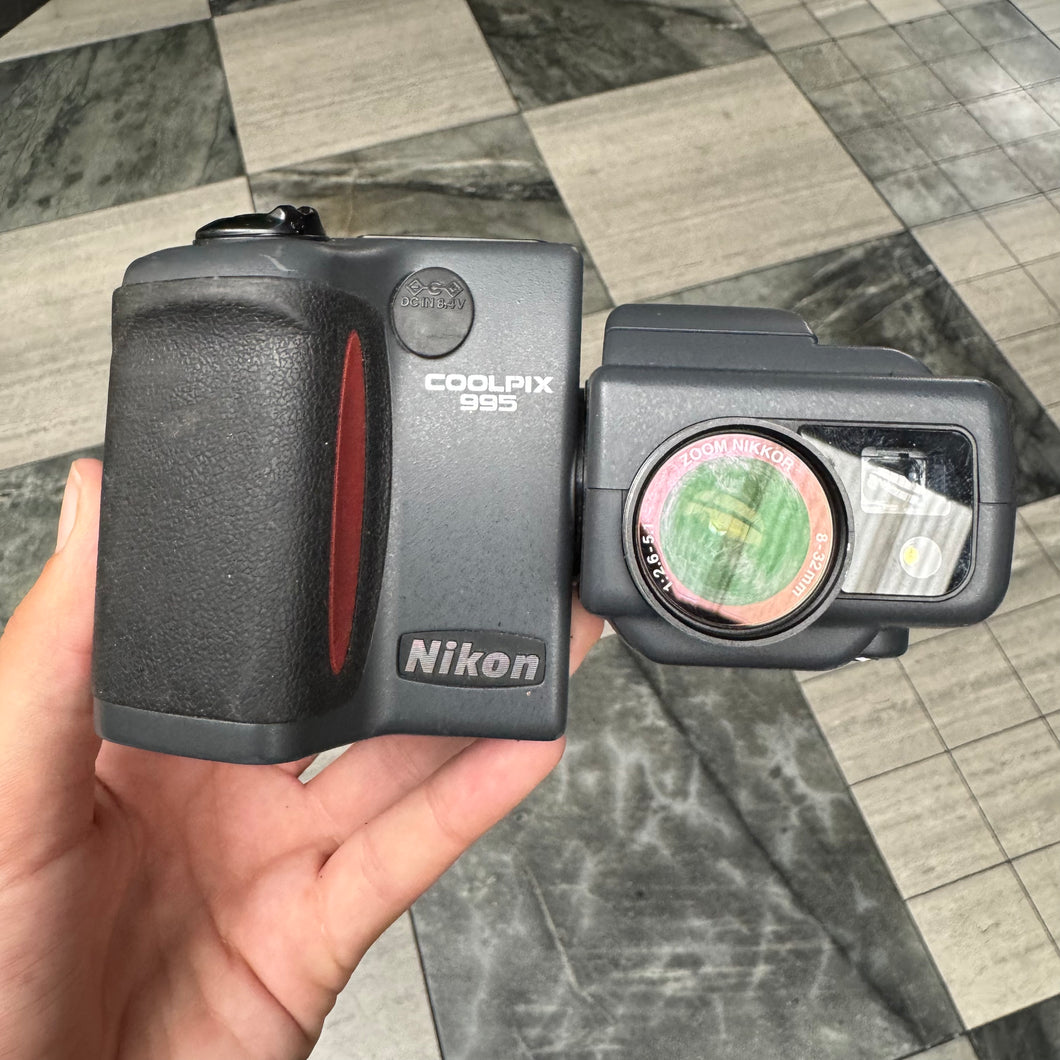 Nikon Coolpix 995 – Junktion NZ Nikon Coolpix 995 – Junktion NZ