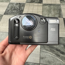 Load image into Gallery viewer, Kodak DC210A Zoom