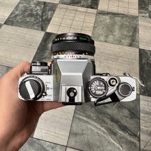 Load image into Gallery viewer, Olympus OM-10
