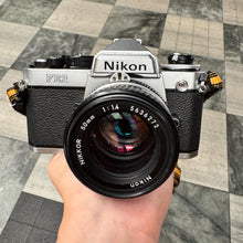 Load image into Gallery viewer, Nikon FE2