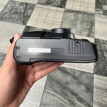 Load image into Gallery viewer, Olympus Superzoom 700 XB