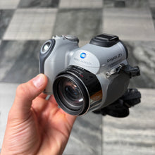 Load image into Gallery viewer, Konica Minolta Dimage Z3