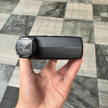Load image into Gallery viewer, Nikon Speedlight SB-15