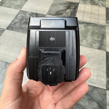 Load image into Gallery viewer, Olympus T20 Electronic Flash