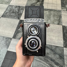 Load image into Gallery viewer, Lubitel 2
