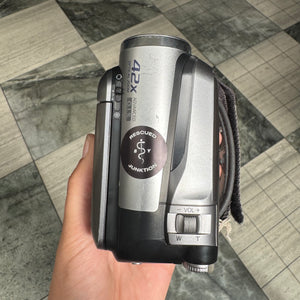 Panasonic SDR-H40 Camcorder