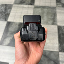 Load image into Gallery viewer, Nikon Speedlight SB-28 Speedlight