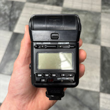 Load image into Gallery viewer, Nikon Speedlight SB-28 Speedlight