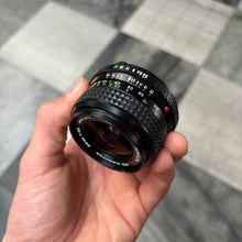 Load image into Gallery viewer, Minolta MC W.Rokkor 28mm f/3.5 Lens
