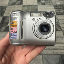 Load image into Gallery viewer, Nikon Coolpix 4600