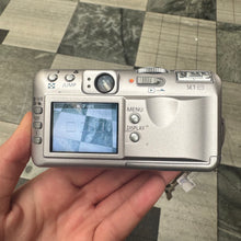 Load image into Gallery viewer, Canon Powershot S30
