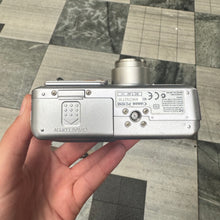 Load image into Gallery viewer, Canon Powershot S30