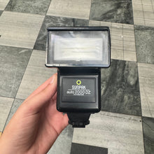 Load image into Gallery viewer, Sunpak Auto 2000 DZ Flash