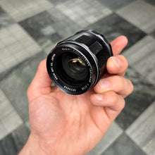 Load image into Gallery viewer, Super-Multi-Coated Takumar 35mm f/2 Lens