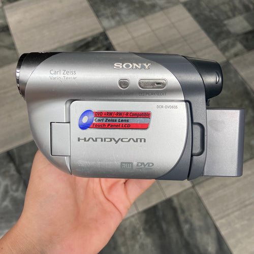 Sony DCR-DVD605 Handycam