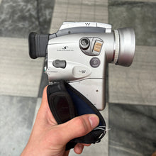 Load image into Gallery viewer, Canon MVX1i E