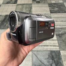 Load image into Gallery viewer, Panasonic SDR-H40 Camcorder