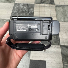 Load image into Gallery viewer, Sony Handycam HDR-XR150