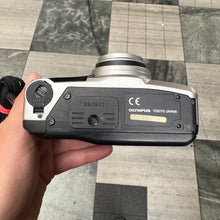 Load image into Gallery viewer, Olympus Superzoom 115